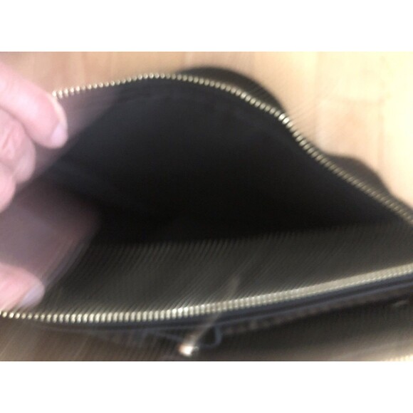 Madison West Womens Handbag Black Leather NWOT Zip Snap Closure - Picture 9 of 10